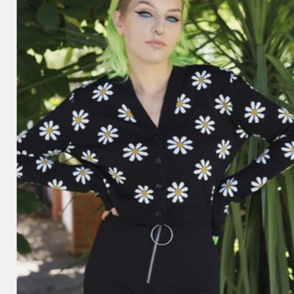 RUN & FLY Black Cropped Black & White Daisy Cardigan.